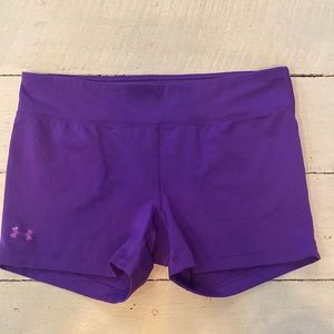 Under Armour compression style shorts
